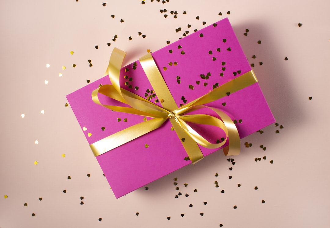 Creating Personalized Gift Packages for Loved Ones
